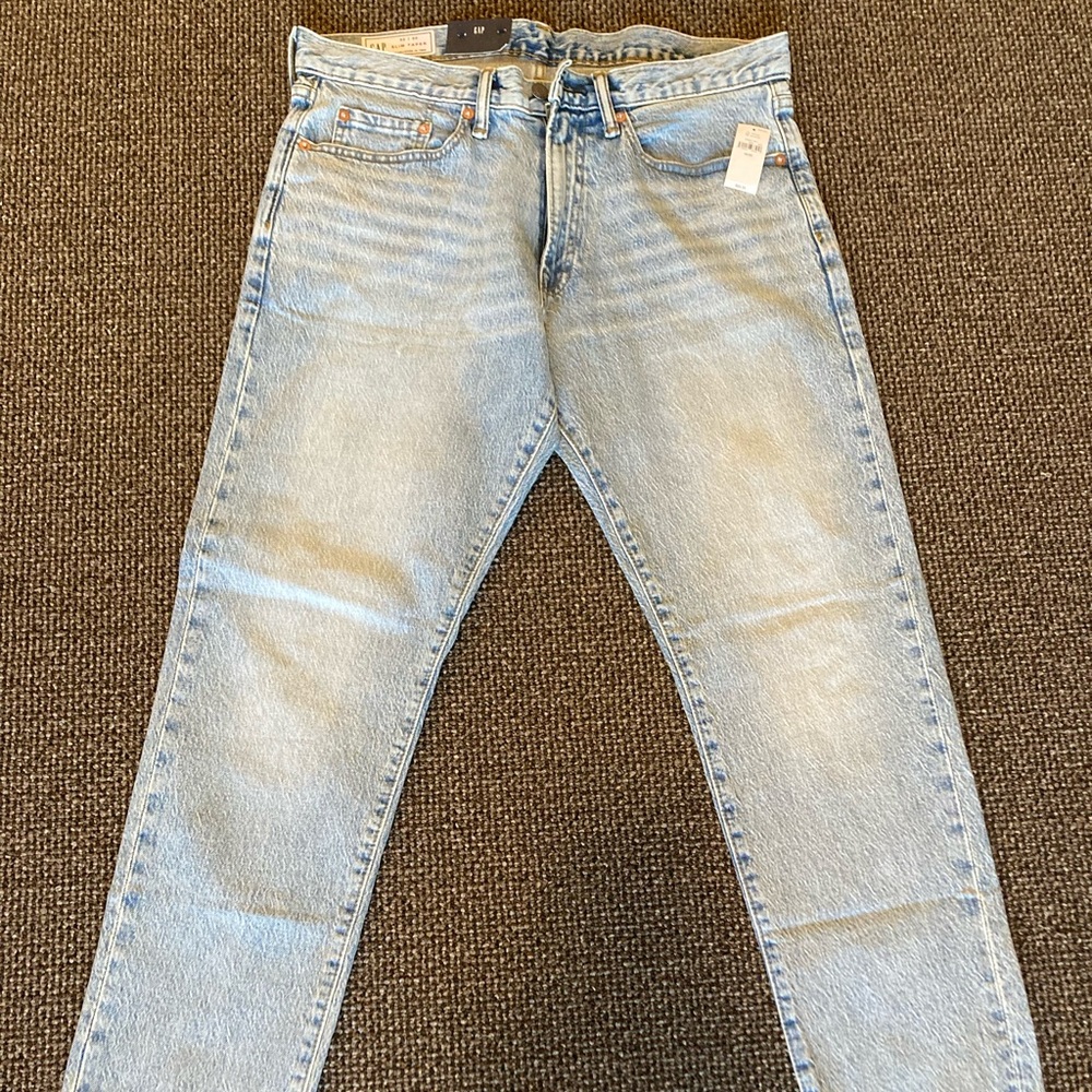 Men’s Gap slim taper jeans. Size 32x30. Gapflex.